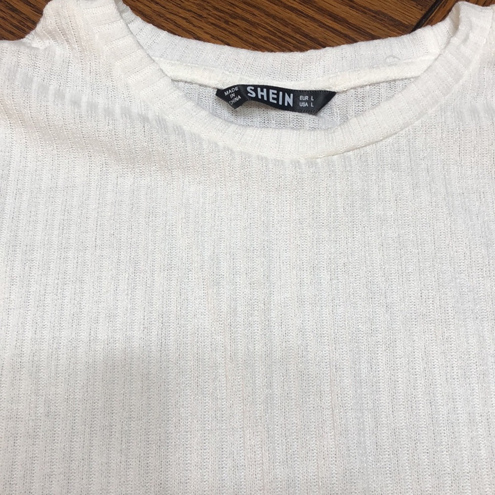 Shein crop top Size large - Picture 3 of 3